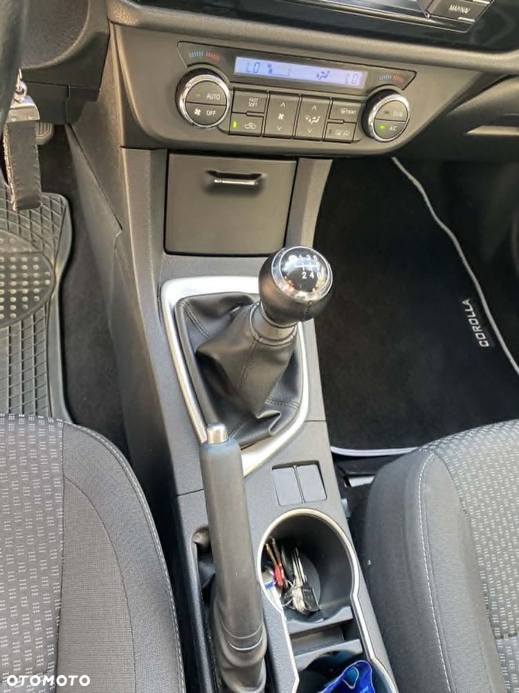 Toyota Corolla 1.4 D-4D Active - 8