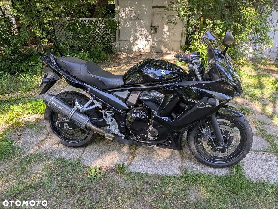 Suzuki GSX - 1