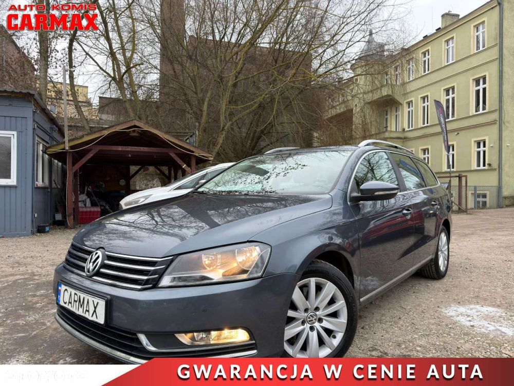 Volkswagen Passat - 1