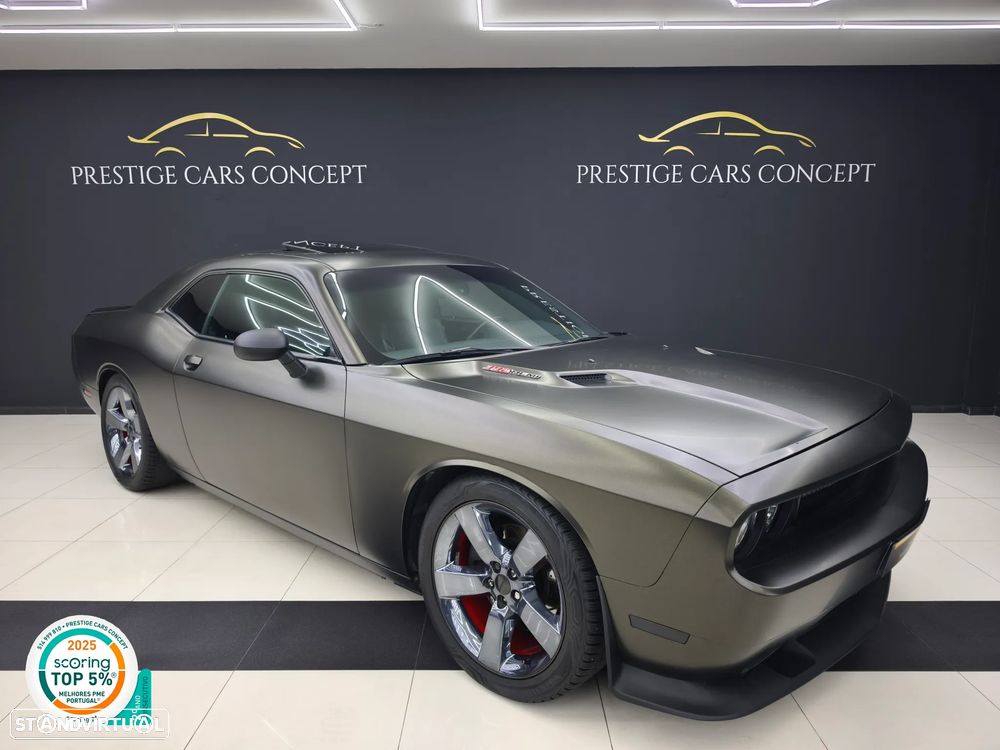 Dodge Challenger Auto SXT Plus - 1