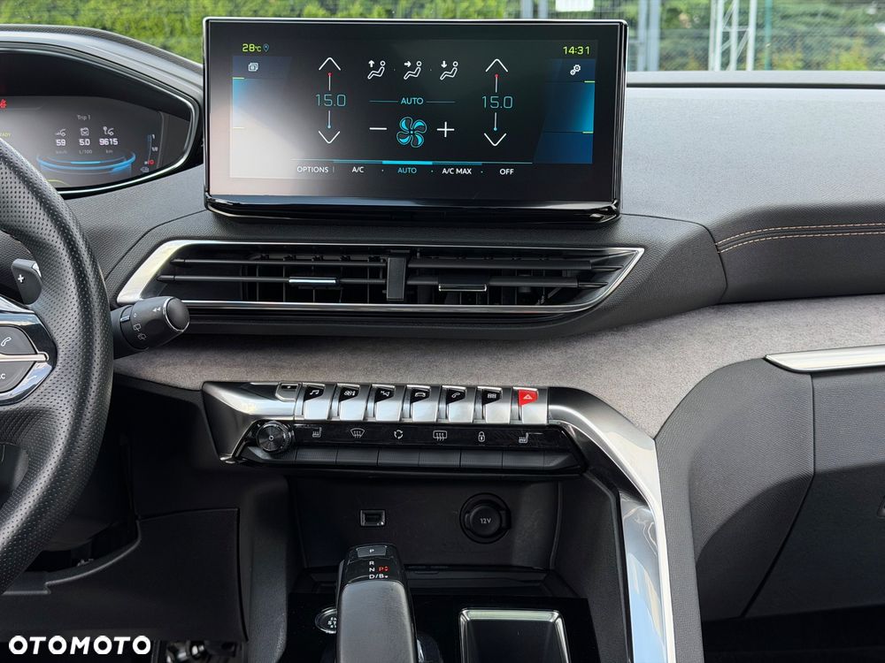 Peugeot 3008 1.6 PureTech HYbrid Allure S&S EAT8 - 23