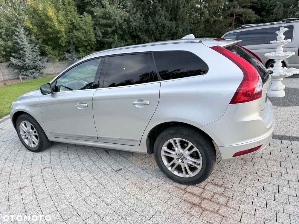 Volvo XC 60 - 2