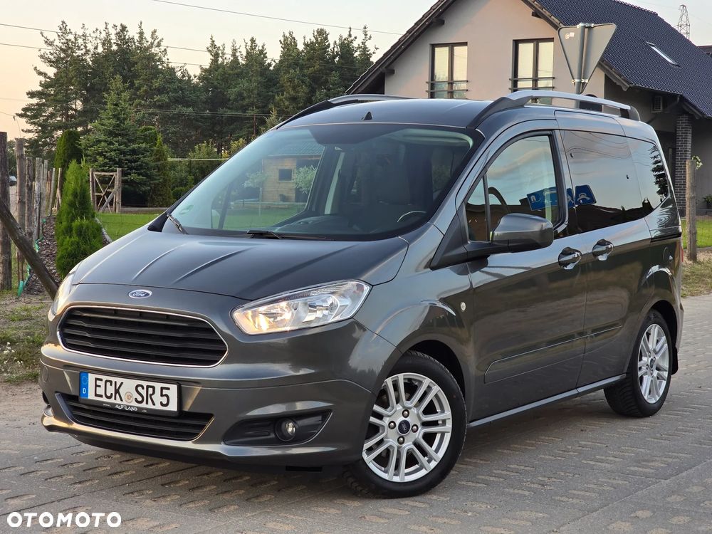 Ford Tourneo Courier 1.0 EcoBoost Titanium - 24