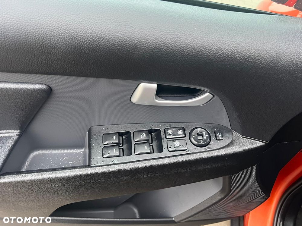 Kia Sportage 1.6 GDI L 2WD - 10