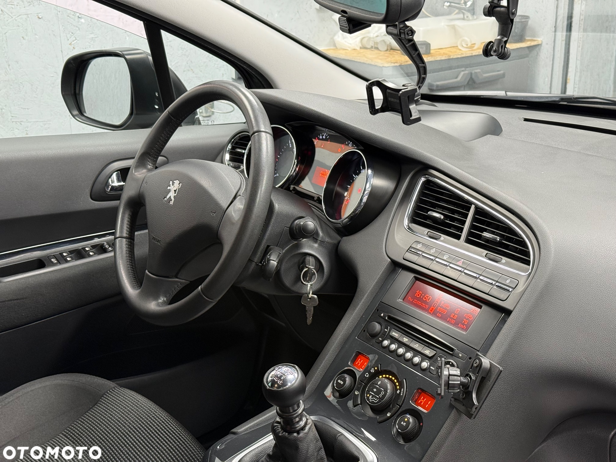 Peugeot 5008 - 9