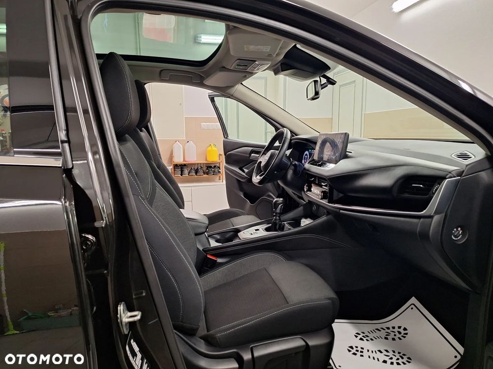 Nissan Qashqai 1.3 DIG-T MHEV N-Connecta - 27
