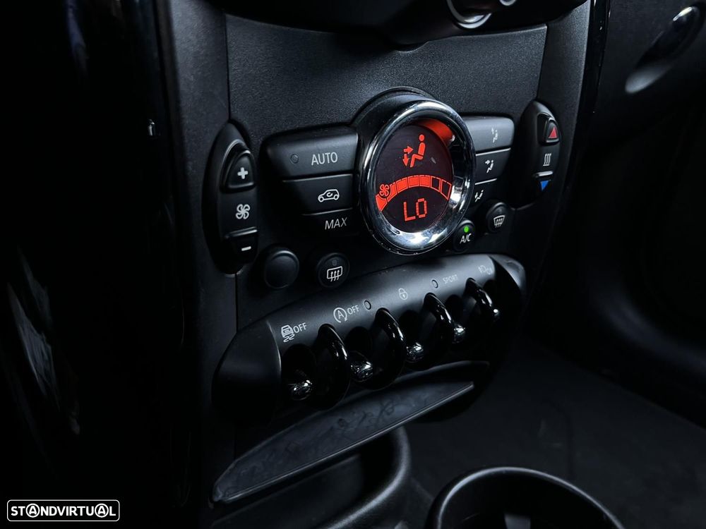 MINI Countryman Cooper D - 14