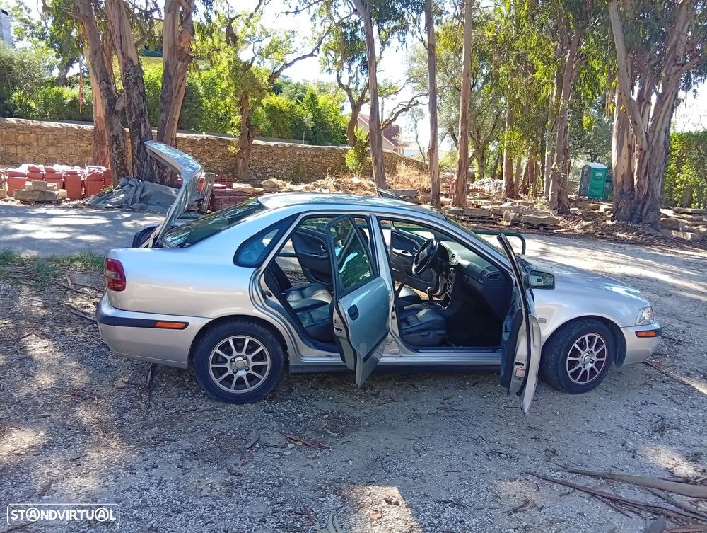 Volvo S40 1.9 D CR - 10