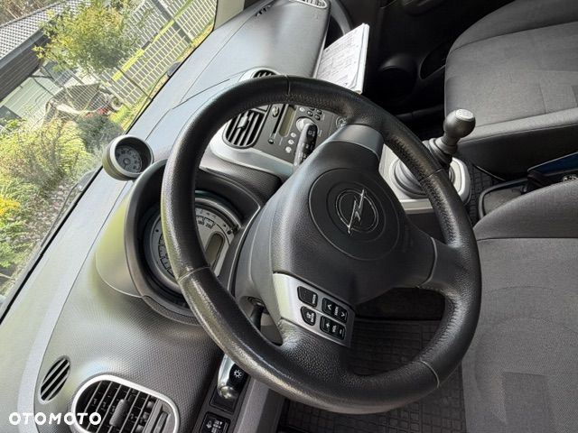 Opel Agila - 15