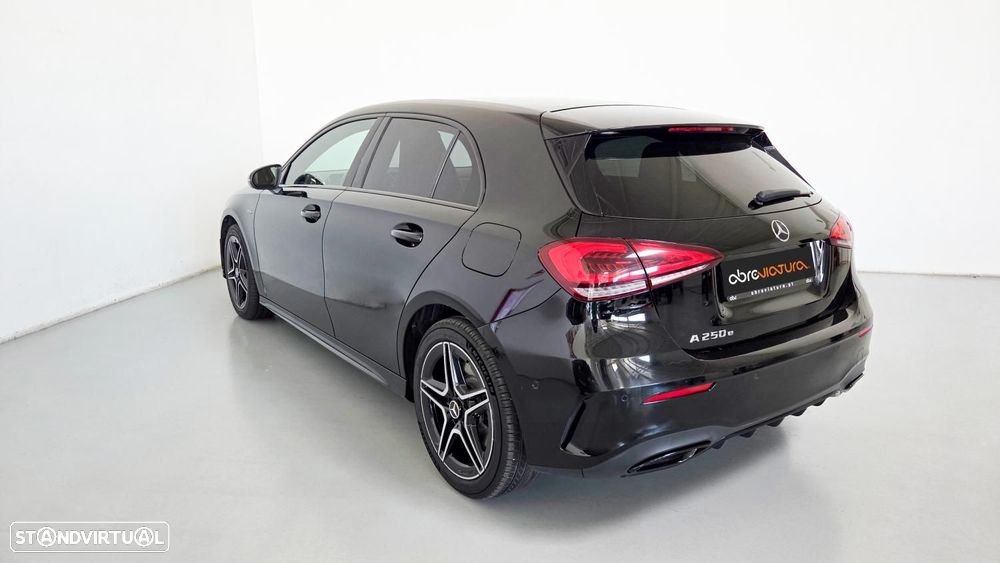 Mercedes-Benz A 250 - 6
