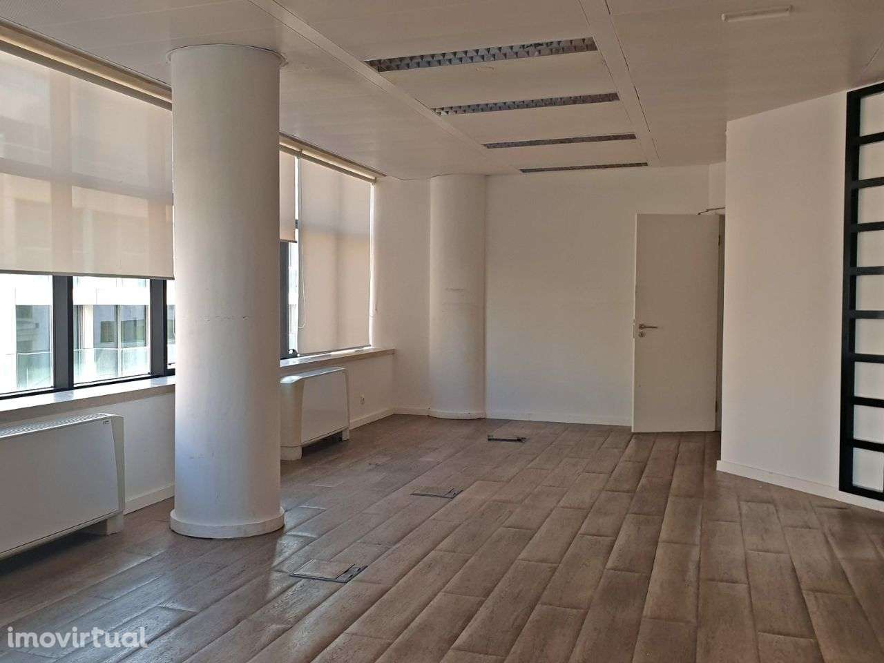 Escritório Lisboa Venda | 442 m2 | Avenidas Novas - Grande imagem: 2/17