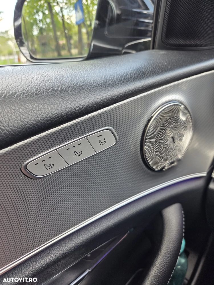 Mercedes-Benz E - 31