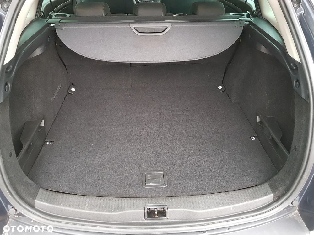 Renault Megane ENERGY dCi 110 Start & Stop LIMITED - 16