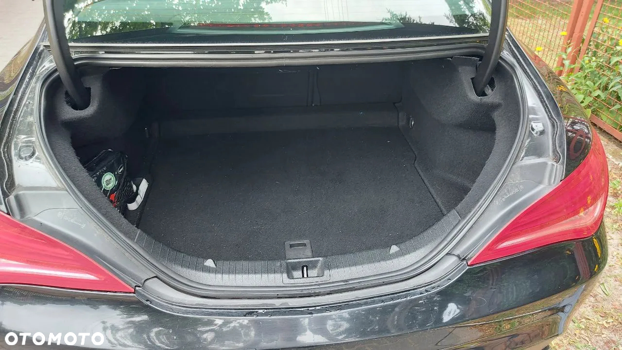 Mercedes-Benz CLA 220 (CDI) d - 12