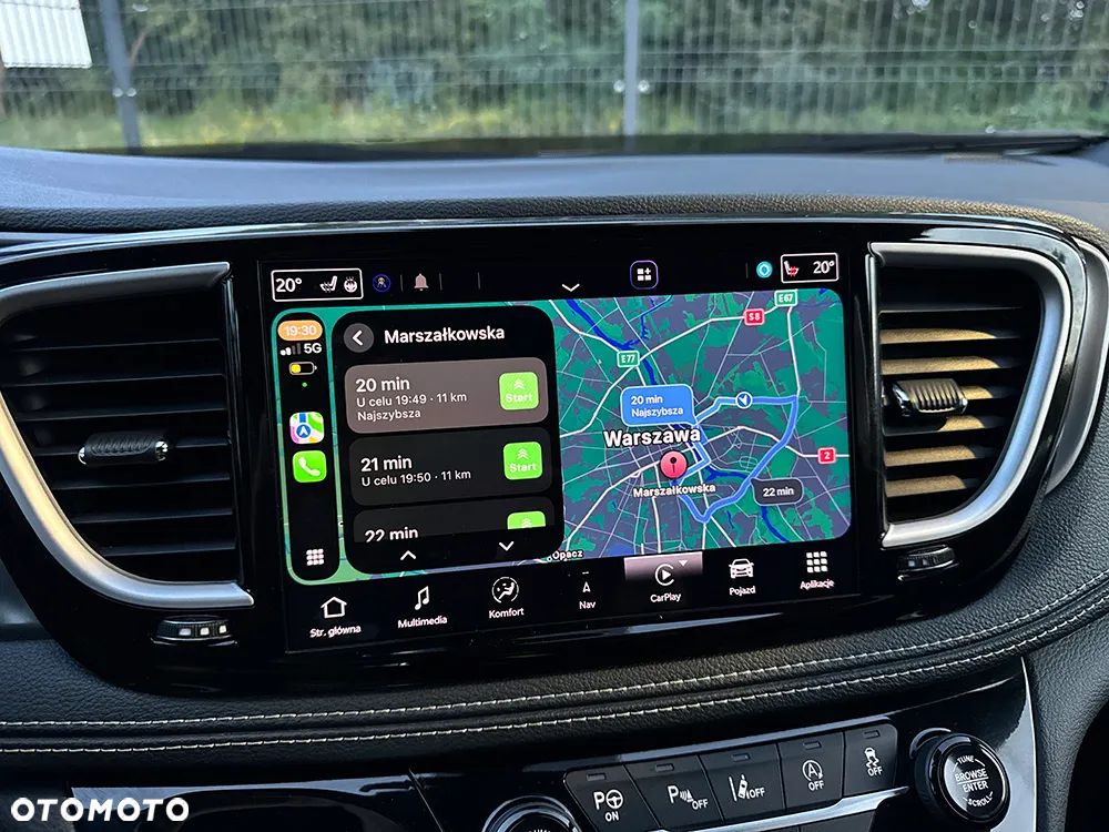 Chrysler Pacifica - 35