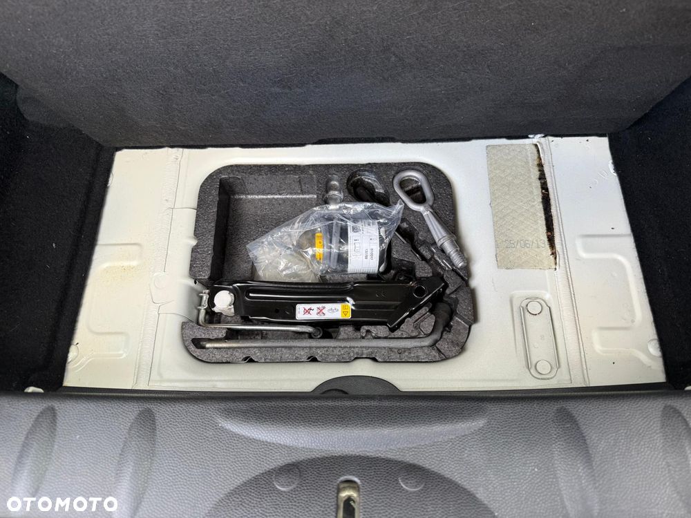 MINI ONE Brick Lane - 23