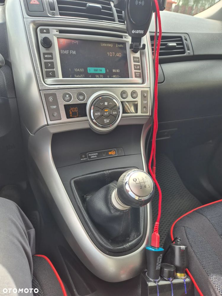 Toyota Verso - 16
