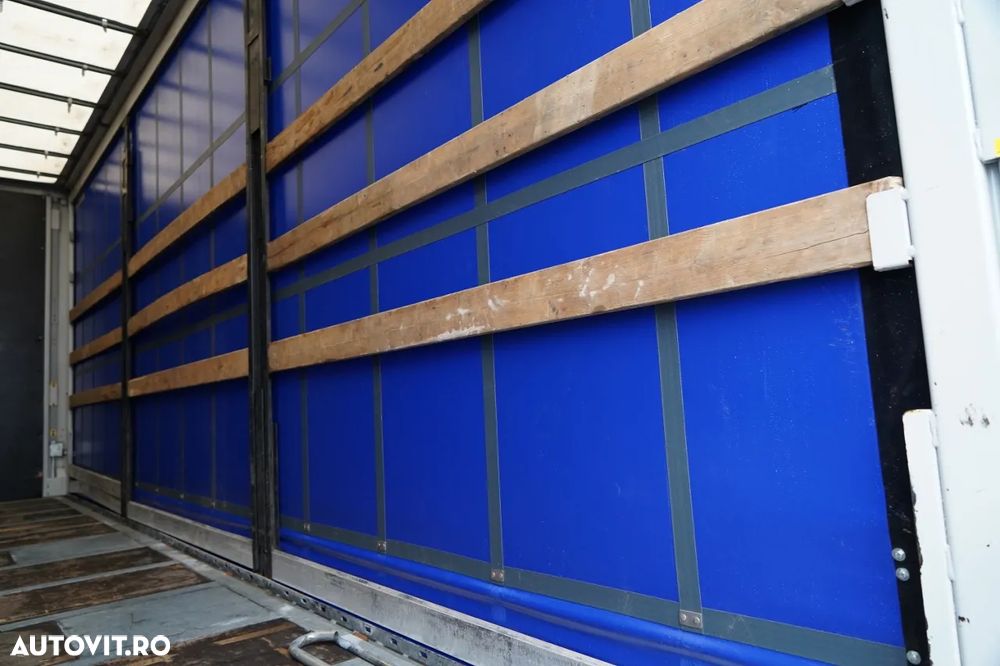 Wecon REMORCA - 7,7 M / AXĂ CULISANTĂ / ACOPERIȘ CULISANT / ȘINGURI CĂRUCIOR / SAF - 22