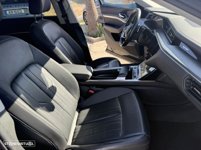 Audi e-tron 55 quattro - 30