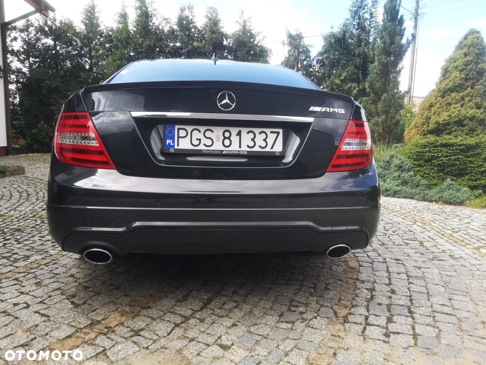 Mercedes-Benz C-Class 2012 photo 5