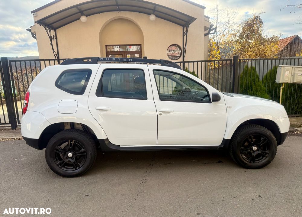Dacia Duster 1.6 SCe Essential - 10
