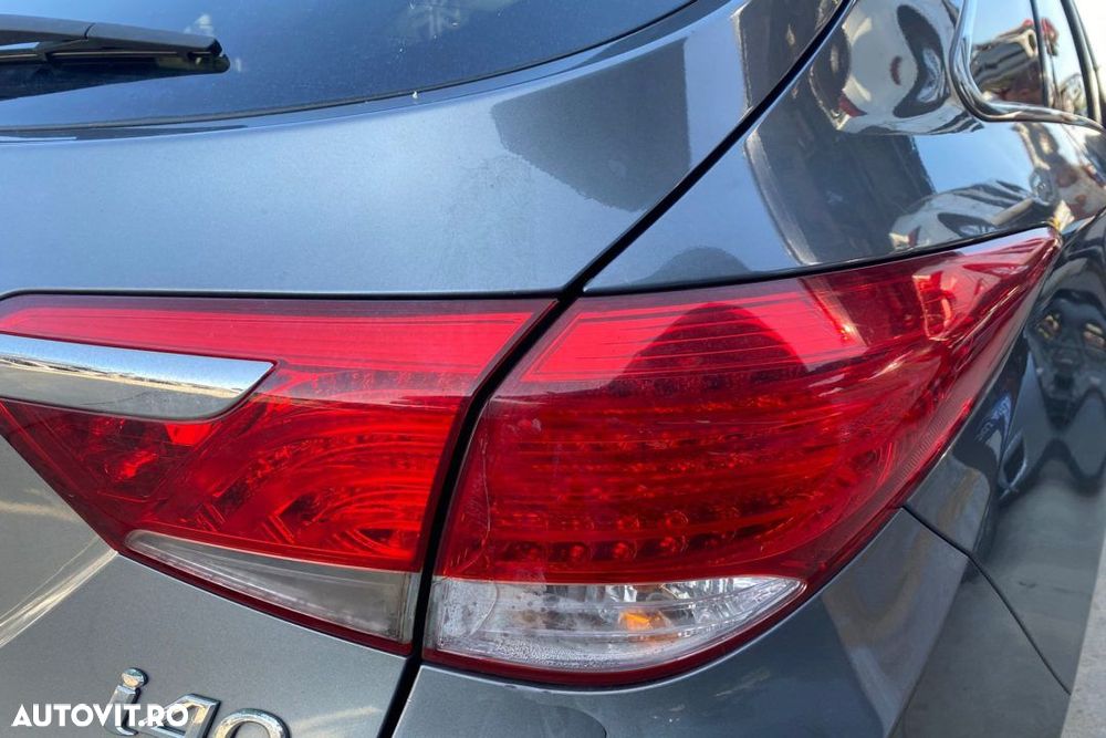 STOP DREAPTA PE CAROSERIE HYUNDAI I40 COMBI  2012-2015 - 1