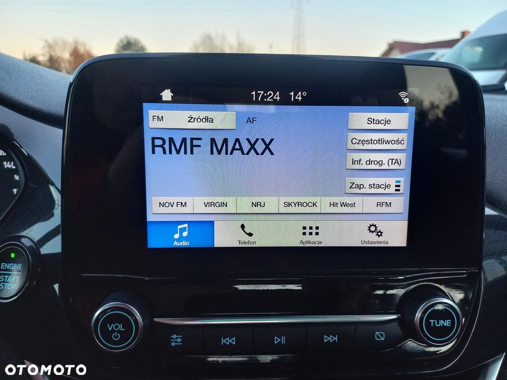 Ford Fiesta 1.0 EcoBoost S&S ST-LINE - 25