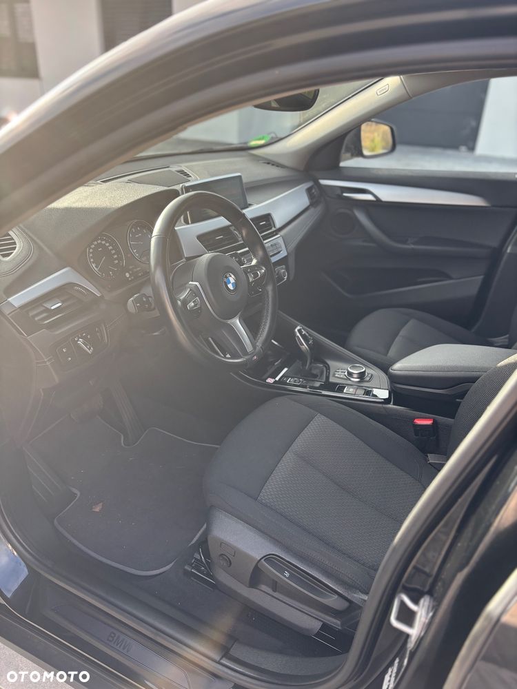 BMW X2 sDrive18i Business Edition - 9