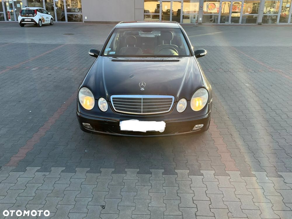Mercedes-Benz Klasa E 200 Kompressor T Classic - 11