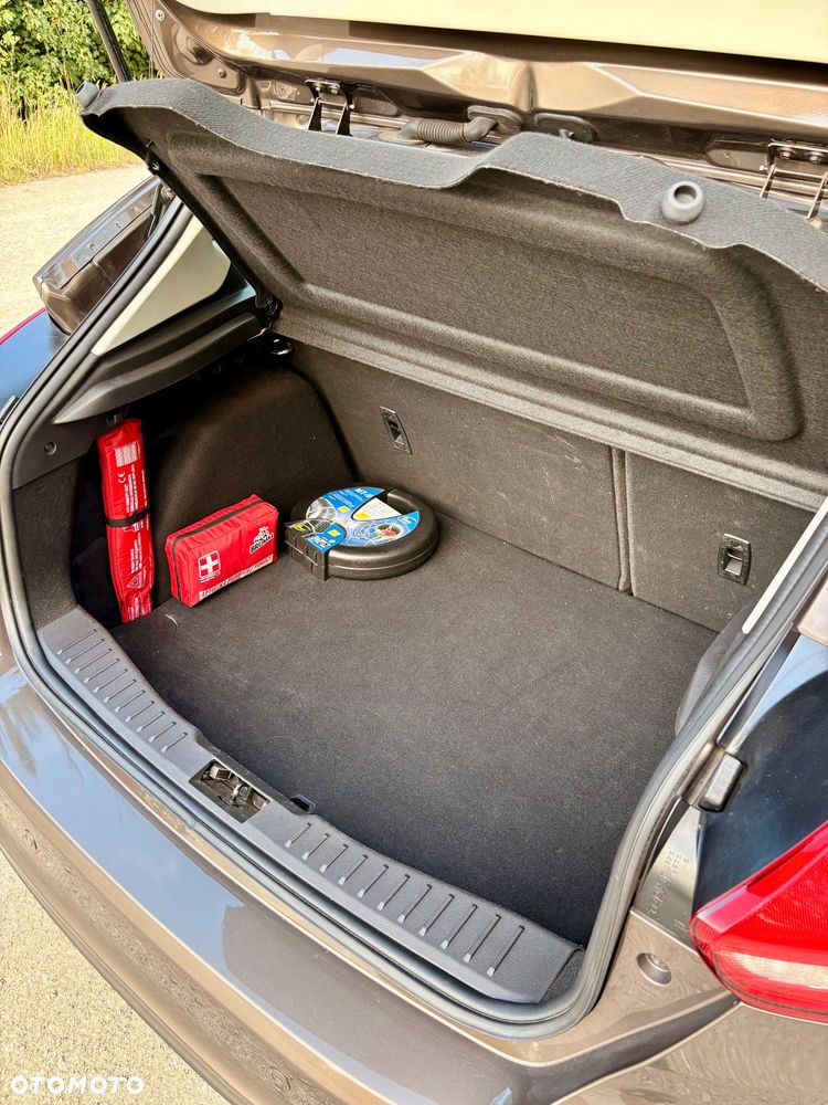 Ford Focus 1.6 Titanium - 12