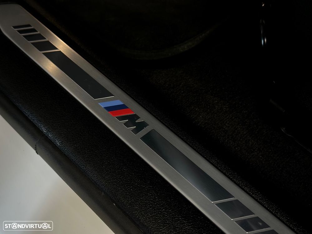 BMW 116 d Pack M Auto - 25