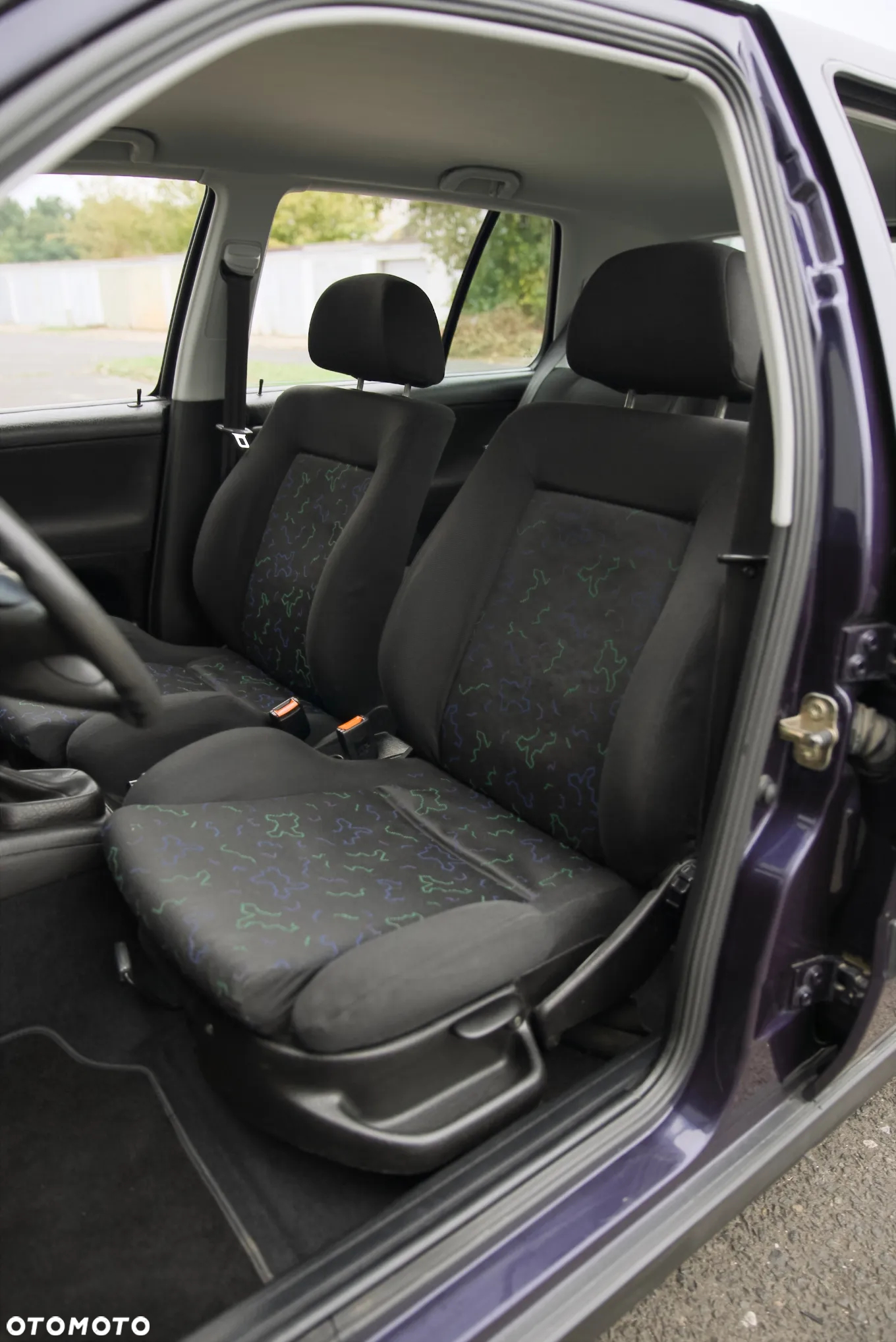Volkswagen Golf 1.4 - 11