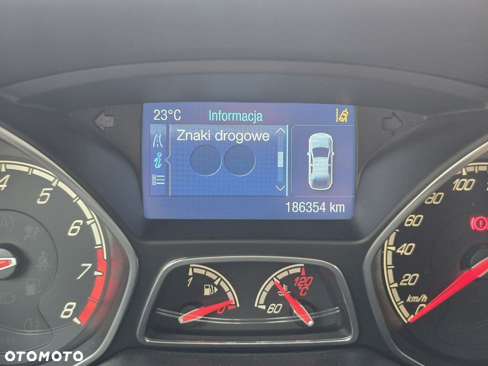 Ford Focus 2.0 EcoBoost ST mit Leder-Sport-Paket - 32