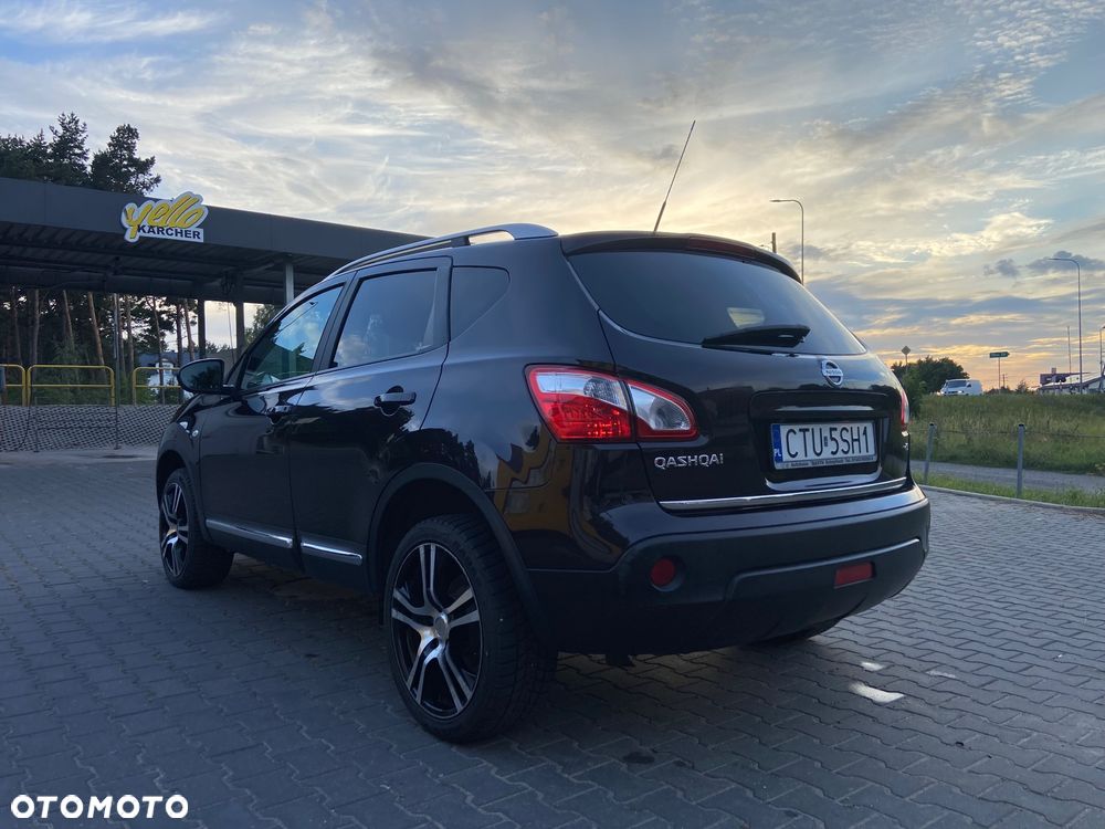 Nissan Qashqai 2.0 dCi 4x4 Tekna - 6