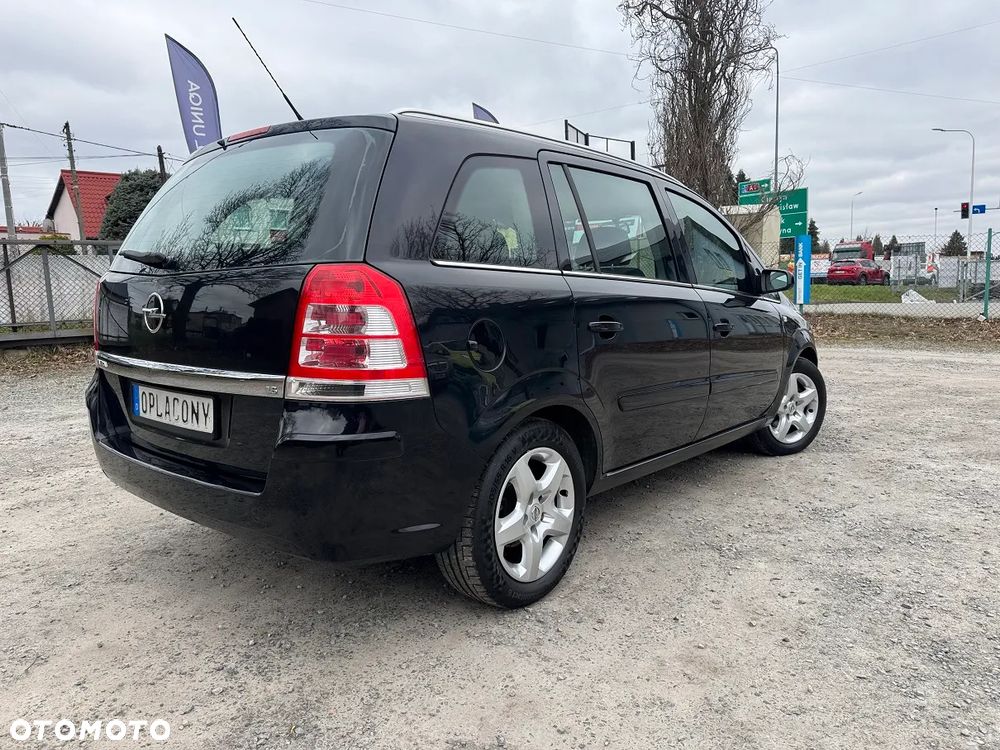 Opel Zafira - 13
