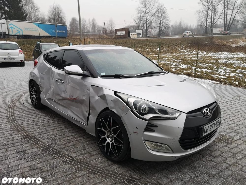 Hyundai Veloster 1.6 GDI Premium - 16