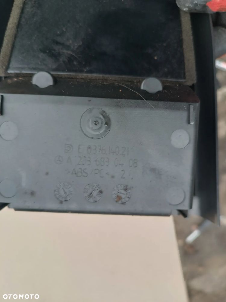 KRATKA NAWIEWU TYŁ MERCEDES W203 A2036830408 - 3