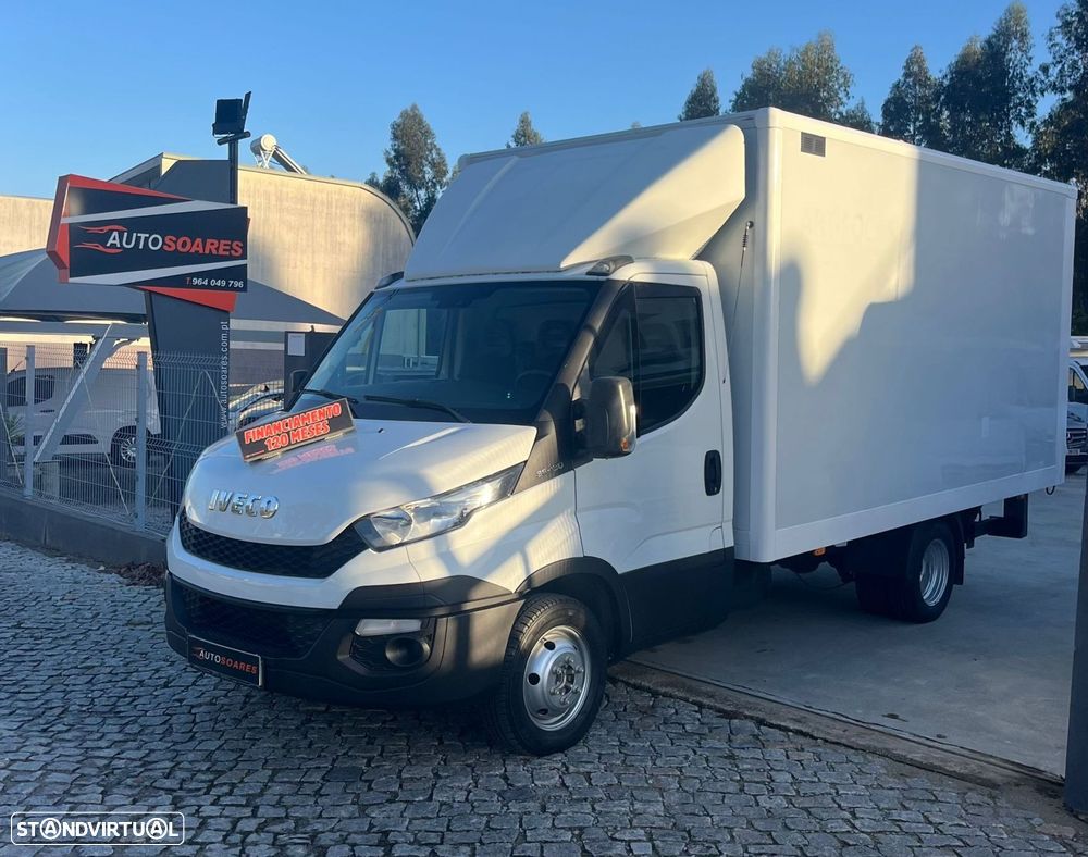 Iveco Daily Contentor com Plataforma - 1