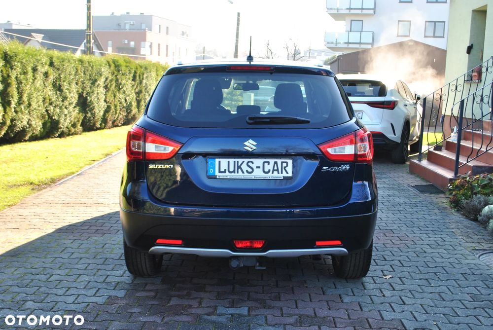 Suzuki SX4 S-Cross 1.4 T Premium - 4