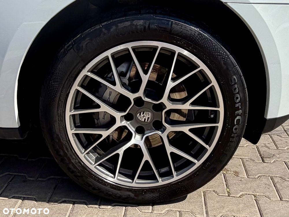 Porsche Macan - 8