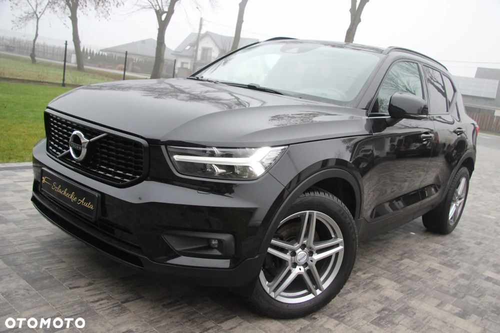 Volvo XC 40 D4 AWD Geartronic R-Design - 11