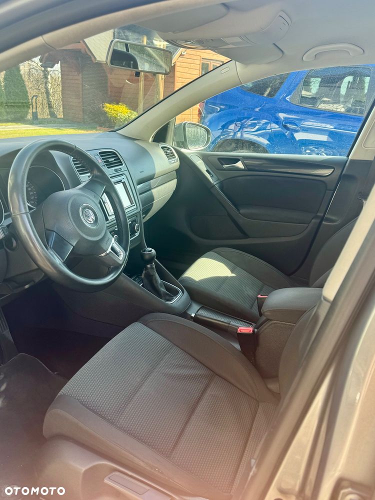 Volkswagen Golf 1.6 TDI BlueMot Comfortline - 22