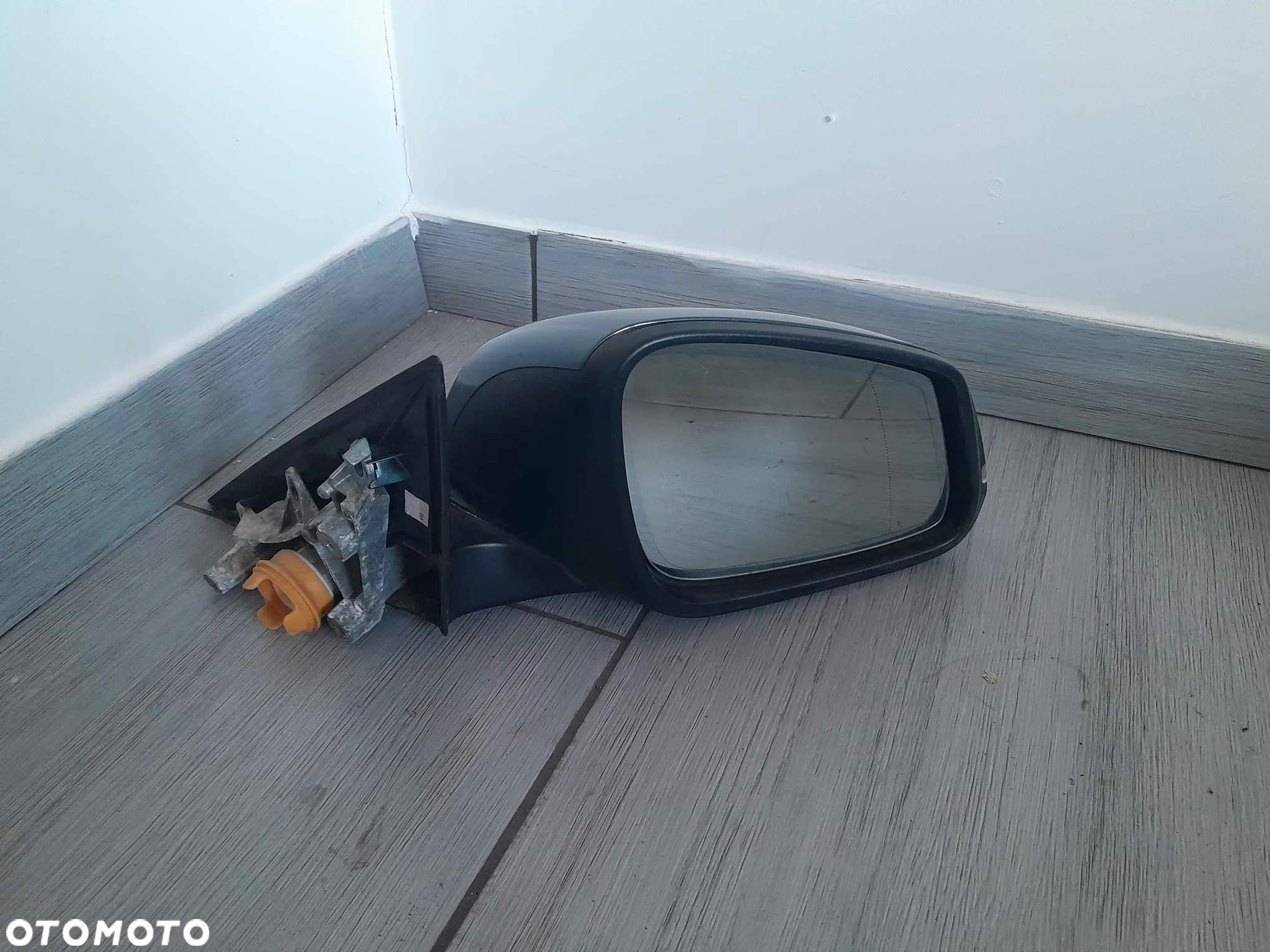 LUSTERKO PRAWE BMW F30 F31 B39 MINERALGRAU EUROPA - 7