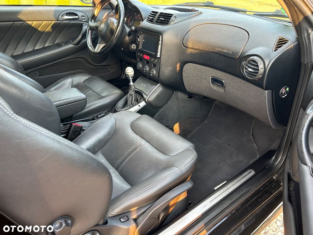 Alfa Romeo GT 1.9 JTDM DPF Quadrifoglio Verde - 10