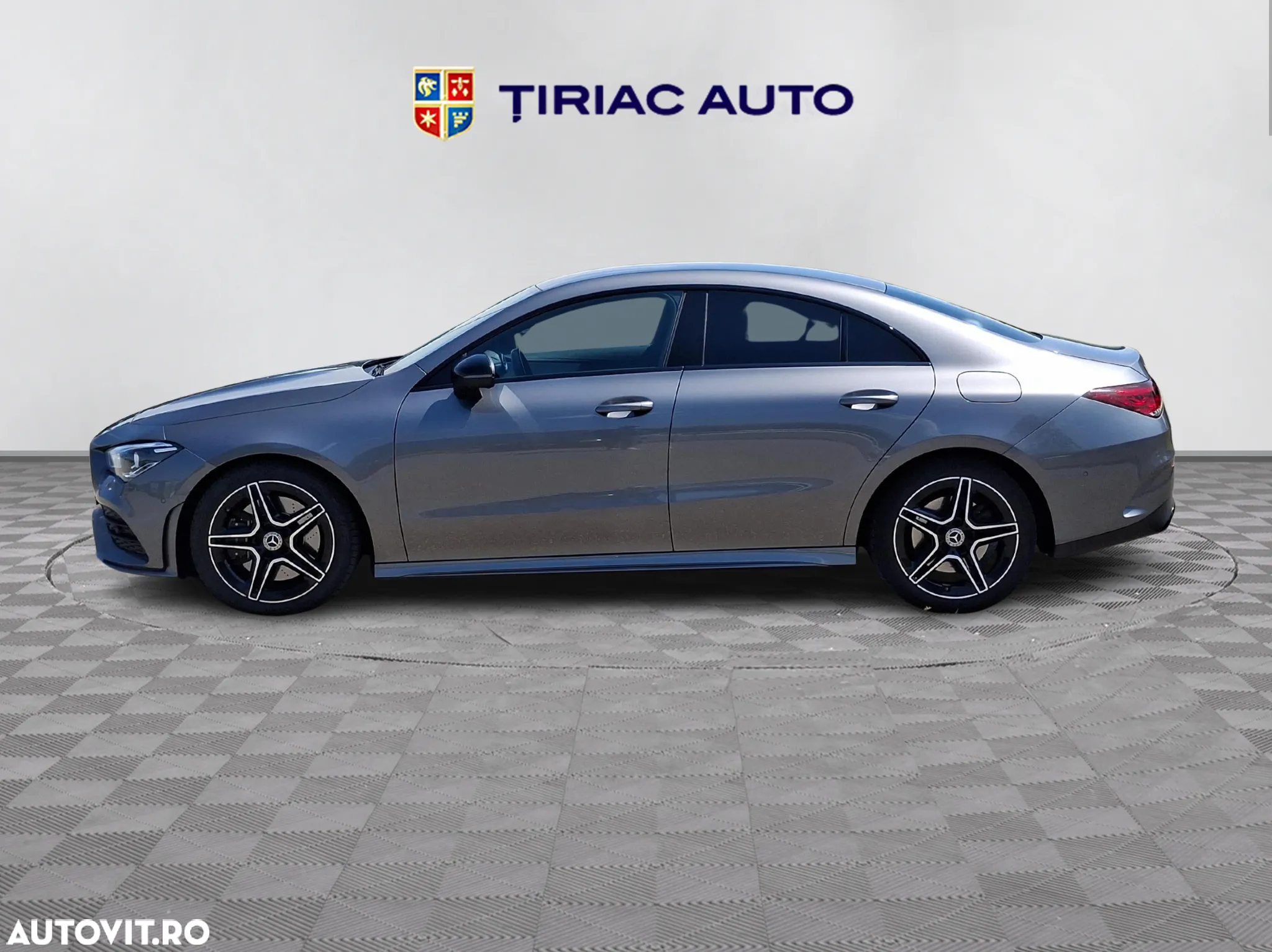 Mercedes-Benz CLA - 2