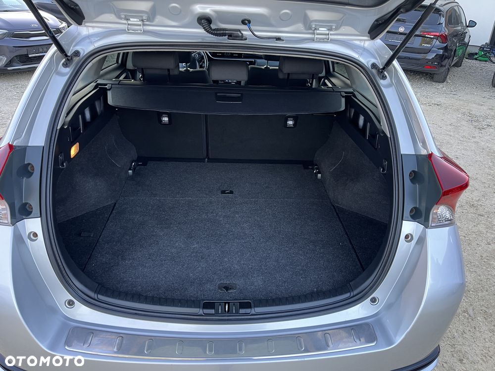 Toyota Auris - 9