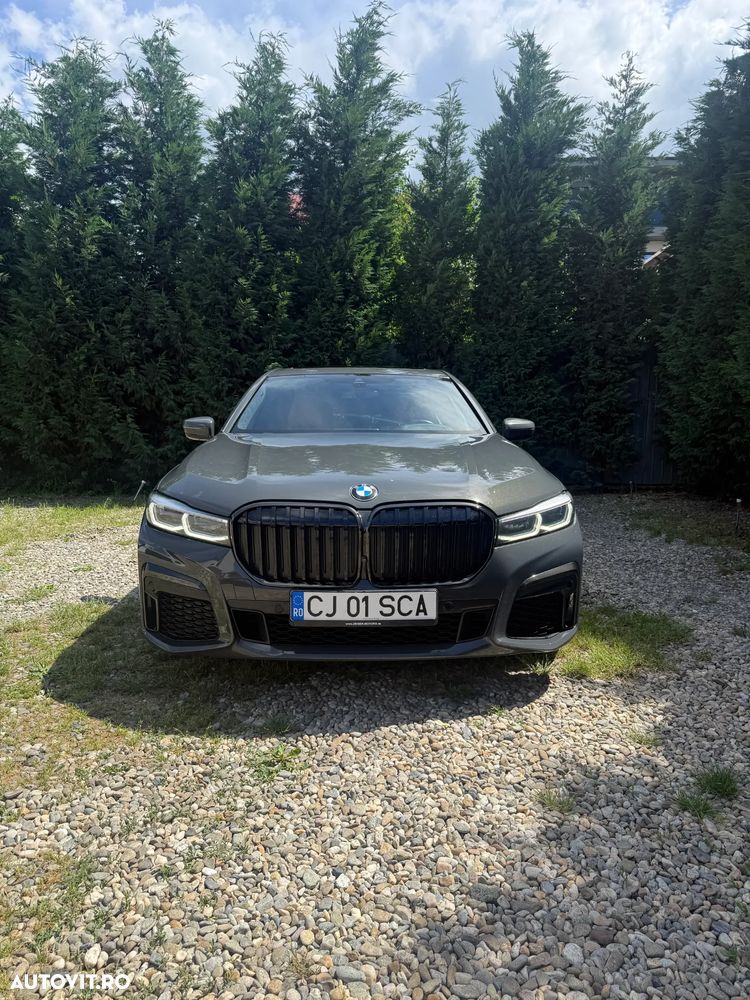 BMW Seria 7 740d xDrive MHEV - 2