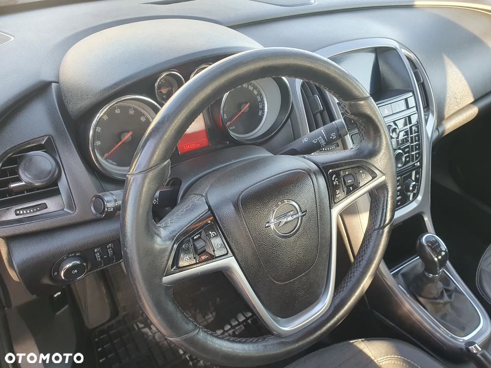 Opel Astra 1.4 T EU6 - 28