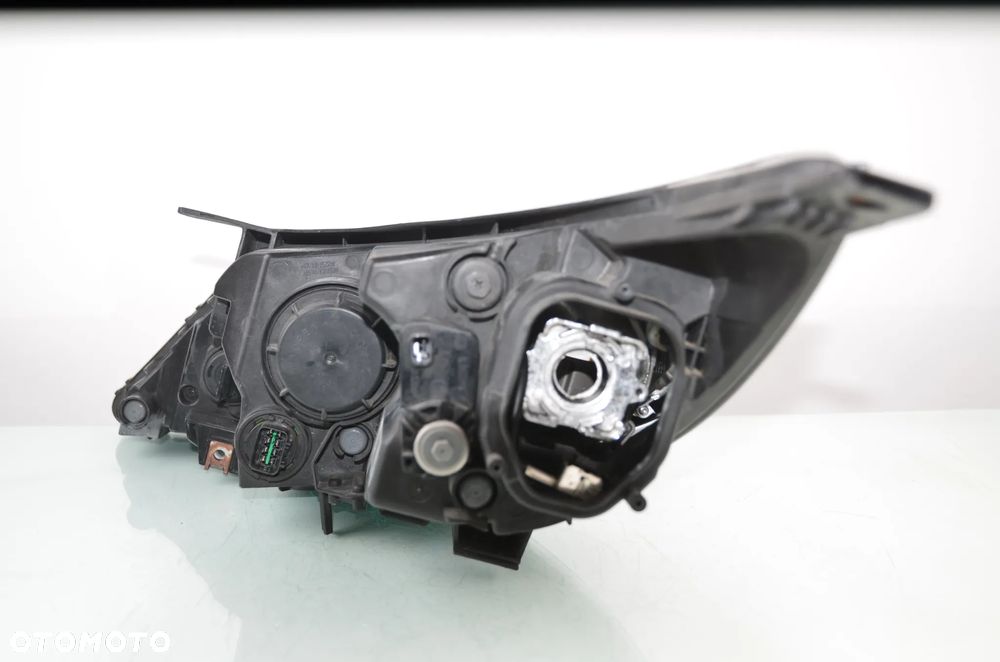 KIA SPORTAGE III BI-XENON 92102-3U290 PRAWA Przedni Oryginał - 5