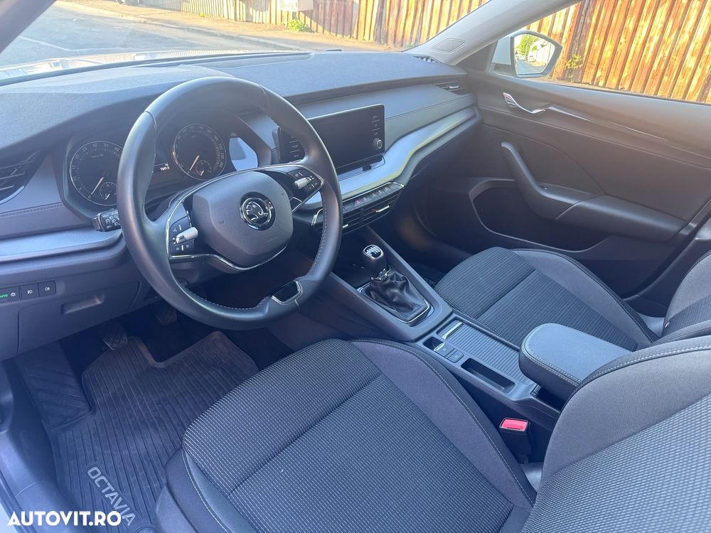 Skoda Octavia 2.0 TDI Ambition - 13